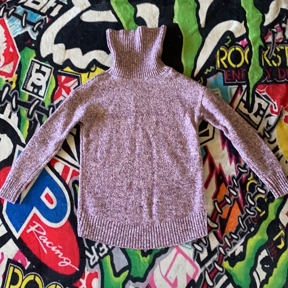Like new Old Navy red colored sweater size small